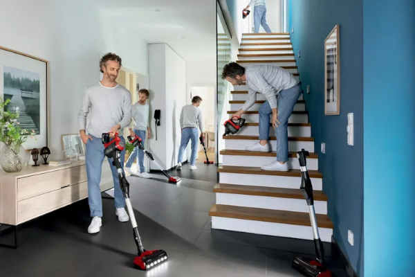 Odkurzacz pionowy Bosch BBS711ANM